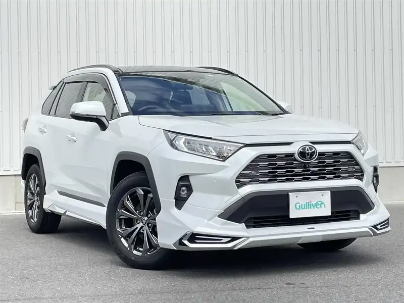 RAV4（トヨタ）のホワイト系（白）の中古車を検索｜【中古車