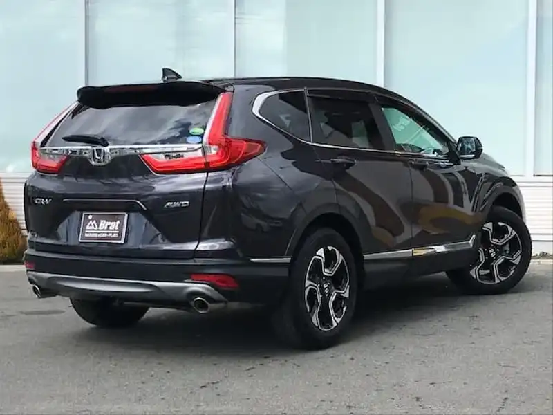 カタログ画像：ＣＲ－Ｖ（CR-V） ＥＸ・マスターピース 2018年8月 DBA-RW2 1500cc ルーセブラック・メタリック 燃費15.0km / l バック