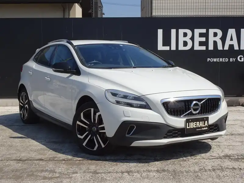 人気特価 【新品】ボルボ純正 V40CC アルミホイール１点 2013〜2019