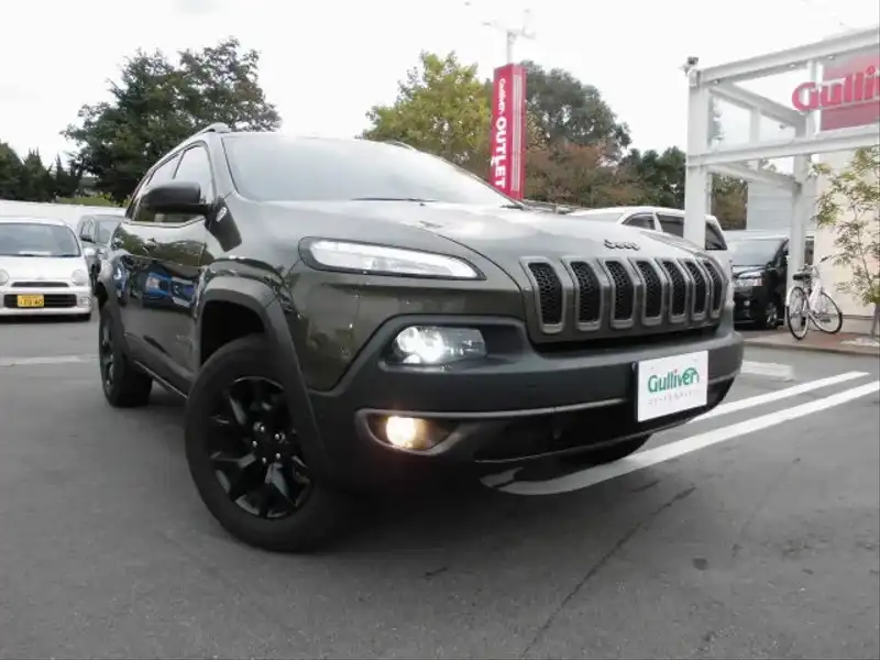 カタログ画像：ジープ・チェロキー（JEEP CHEROKEE） ウォーリアー 2014年8月 ABA-KL32L 3200cc エコグリーンパールコート 燃費8.8km / l メイン（その他）