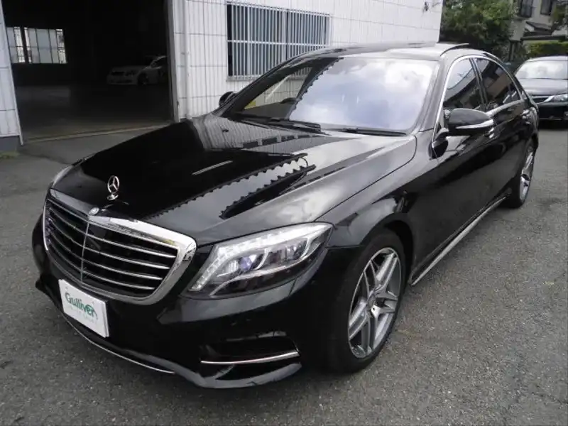 カタログ画像：Ｓクラス（S-CLASS） Ｓ５５０ロング マジックボディコントロール装着車 2016年5月 DBA-222182C 4700cc 燃費10.6km / l フロント