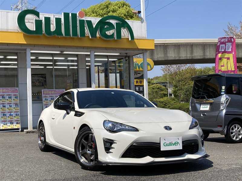 カタログ画像：８６（86） ＧＲスポーツ 2019年4月 4BA-ZN6 2000cc クリスタルホワイトパール メイン