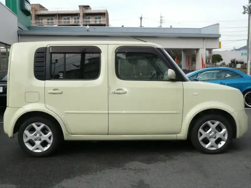 カタログ画像：キューブ（CUBE） ＥＸ ＭＤ／ＣＤセレクション 2004年12月 UA-BNZ11 1400cc ビーンズ 燃費15.8km / l  外装