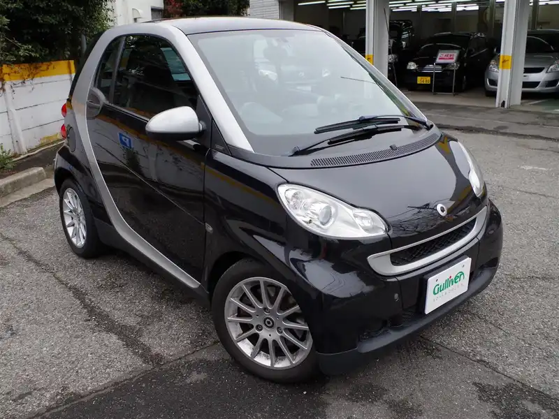 カタログ画像：スマートフォーツークーペ（SMART FORTWO COUPE） エディション１０ 2008年10月 CBA-451331 1000cc ディープブラック 燃費18.6km / l  メイン（その他）