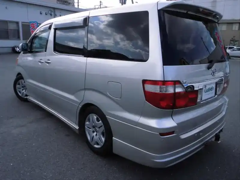 カタログ画像：アルファードＧ（ALPHARD G） ＡＸ Ｌエディション サイドリフトアップシート装着車 2004年2月 CBA-ANH10W 2400cc シルバーメタリック 燃費9.7km / l  バック