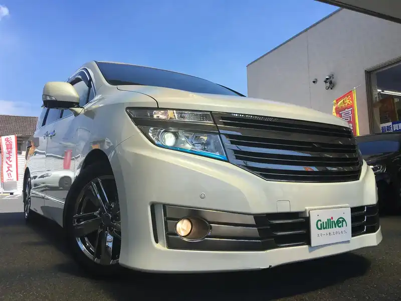 カタログ画像：エルグランド（ELGRAND） ライダー 黒本革シート マニュアルシート 2010年8月 DBA-TNE52 2500cc ブリリアントホワイトパール（３Ｐ） 外装