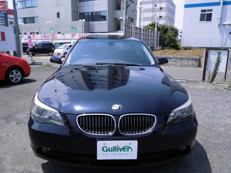 10028402 | カタログ画像：５シリーズ（5 SERIES） ５４５ｉ 2005年6月 GH-NB44 4400cc オリエント・ブルーメタリック フロント