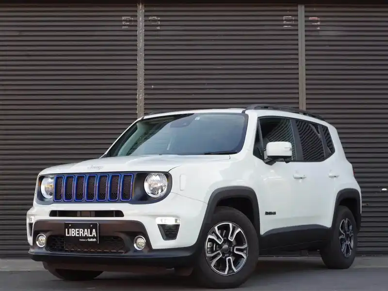 カタログ画像：ジープ・レネゲード（JEEP RENEGADE） ロンジチュード 2020年2月 3BA-BV13PM 1300cc アルパインホワイトクリアコート 燃費14.3km / l フロント