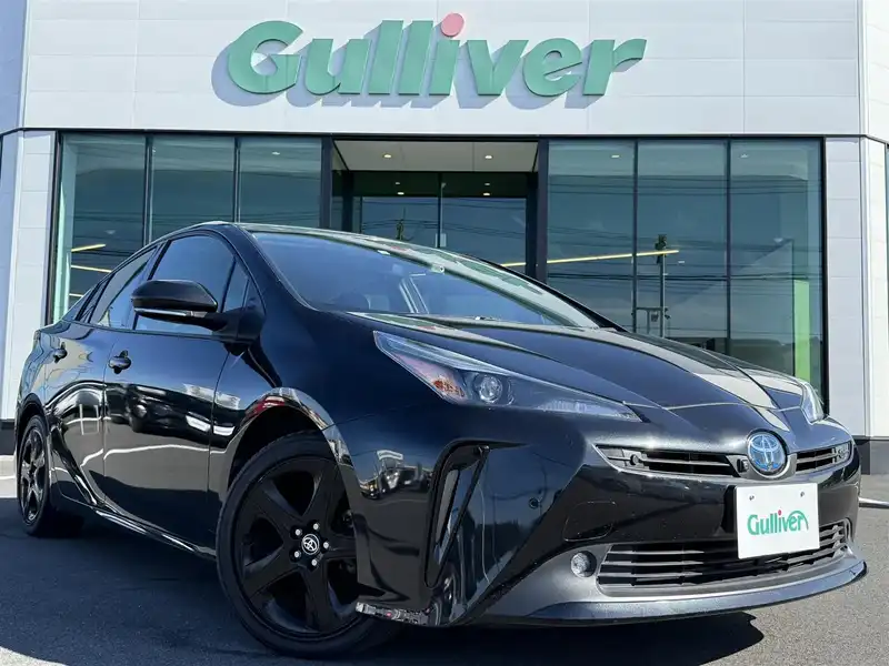 プリウス（トヨタ）のブラック系（黒）の中古車を検索｜【中古車