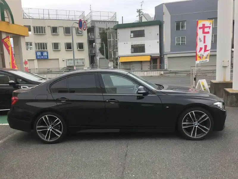 カタログ画像：３シリーズ（3 SERIES） ３２０ｄ Ｍスポーツ エディションシャドー 2018年1月 LDA-8C20 2000cc ブラック・サファイア 外装