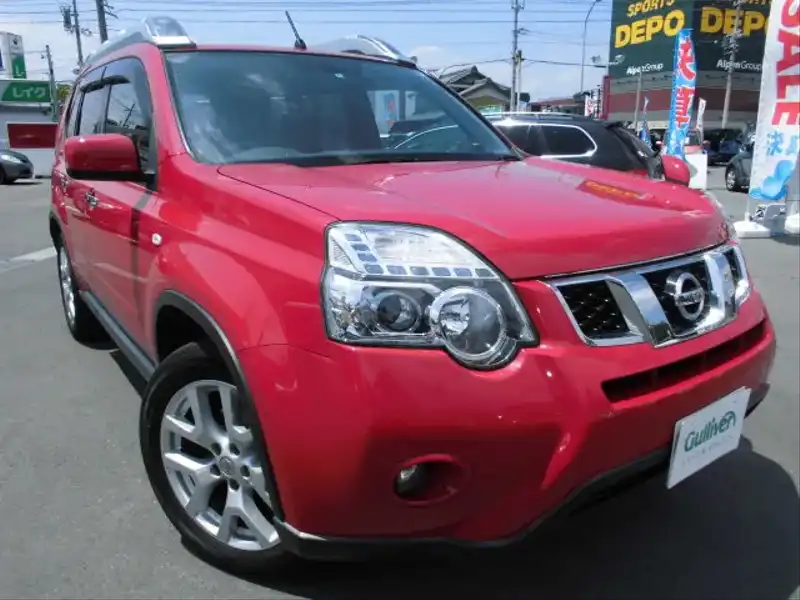 カタログ画像：エクストレイル（X-TRAIL） ２０ＧＴ 2010年7月 LDA-DNT31 2000cc バーニングレッド 燃費13.8km / l メイン（その他）