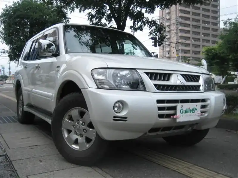 カタログ画像：パジェロ（PAJERO） アクティブフィールドエディション 2004年4月 LA-V73W 3000cc ウォームホワイトパール メイン