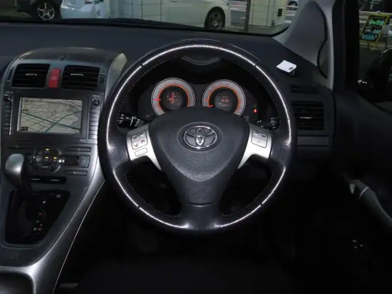 カタログ画像：オーリス（AURIS） １８０Ｇ Ｓパッケージ 2008年12月 DBA-ZRE152H 1800cc ブラックマイカ 燃費15.6km / l  内装