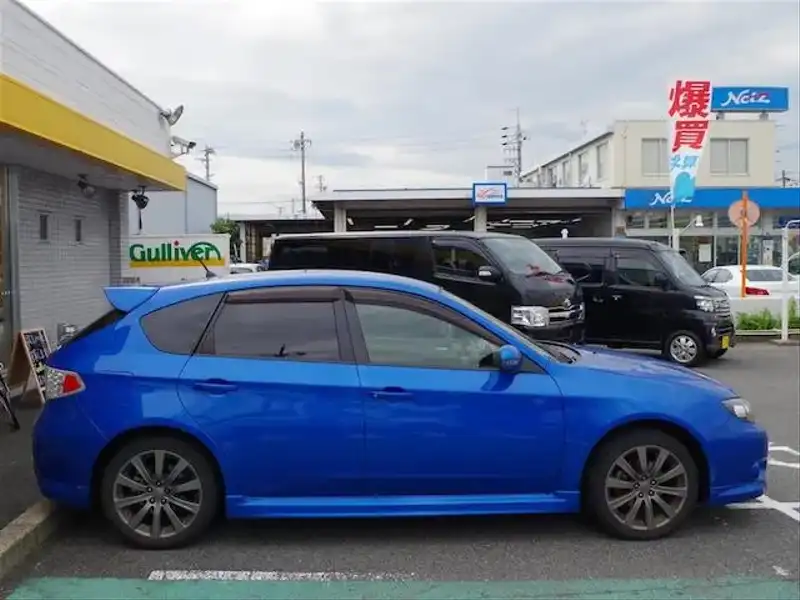 カタログ画像：インプレッサ（IMPREZA） ２．０ｉ－Ｓ リミテッド 2010年12月 DBA-GH6 2000cc ＷＲブルー・マイカ 燃費14.0km / l  外装