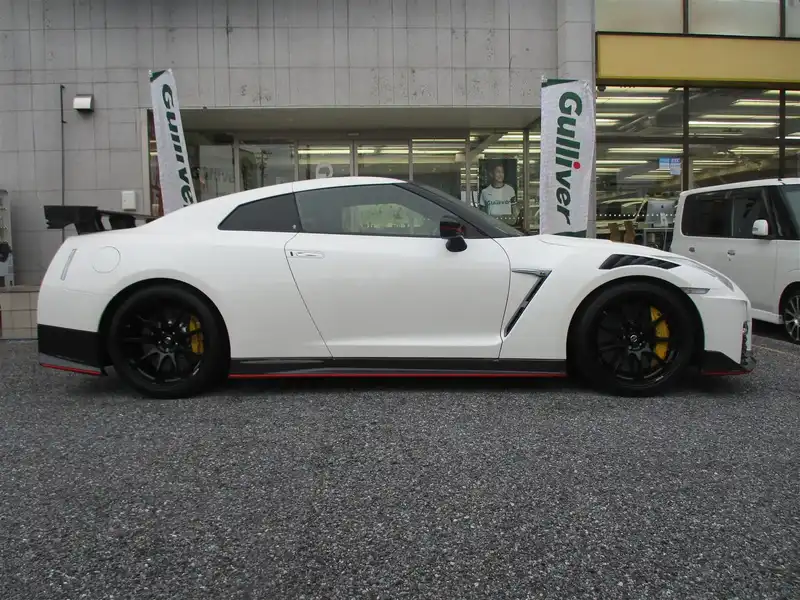 カタログ画像：ＧＴ－Ｒ（GT-R） ＧＴ－Ｒ ニスモ 2019年10月 4BA-R35 3800cc ブリリアントホワイトパール（３Ｐ） 外装