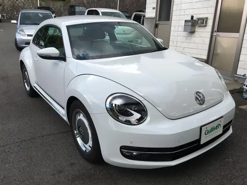 カタログ画像：ザ・ビートル（THE BEETLE） スペシャル・バグ 2014年9月 DBA-16CBZ 1200cc ピュアホワイト 燃費17.6km / l メイン