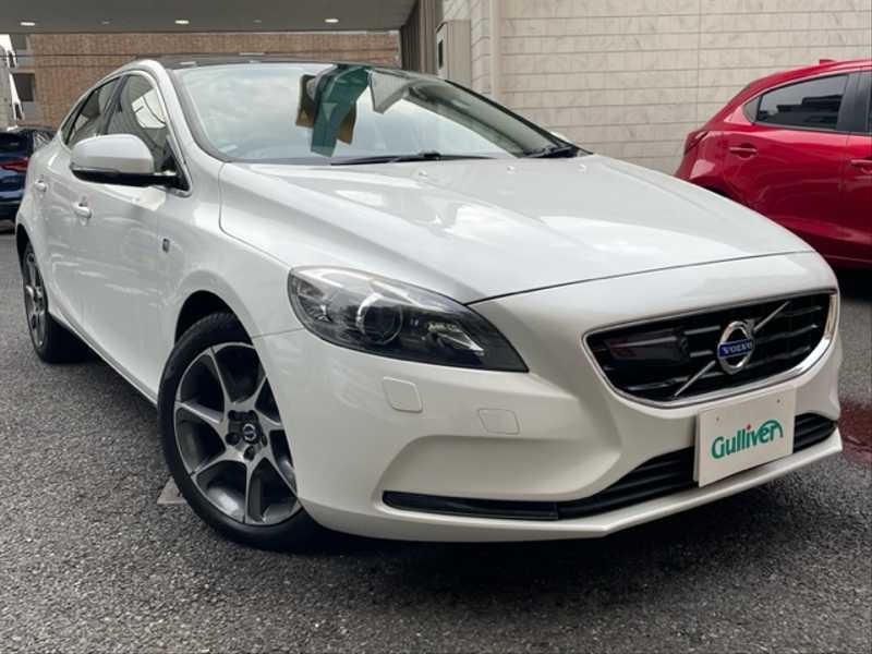 カタログ画像：Ｖ４０（V40） オーシャンレースエディション 2015年3月 DBA-MB4164T 1600cc クリスタルホワイトパール 燃費16.2km / l メイン（その他）