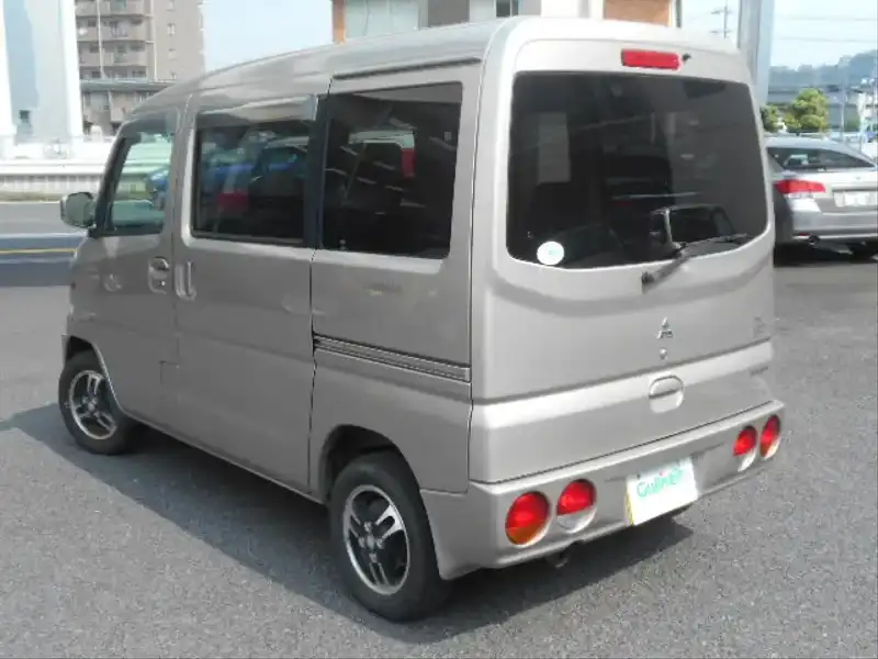 カタログ画像：タウンボックス（TOWN BOX） ＬＸ サンルーフ 2000年1月 GF-U61W 660cc シンフォニックシルバー（Ｍ） バック