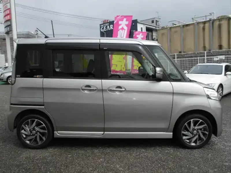 カタログ画像：スペーシアカスタム（SPACIA CUSTOM） ＴＳ（レーダーブレーキサポート装着車） 2014年4月 DBA-MK32S 660cc スチールシルバーメタリック 燃費26.0km / l 外装