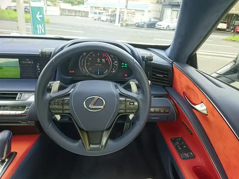 カタログ画像：ＬＣ（LC） ＬＣ５００ｈ Ｌパッケージ 2017年3月 DAA-GWZ100 3500cc ホワイトノーヴァガラスフレーク 燃費15.8km / l 内装