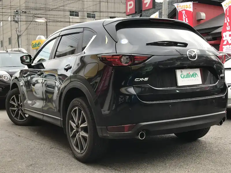 カタログ画像：ＣＸ－５（CX-5） ＸＤ プロアクティブ 2018年3月 3DA-KF2P 2200cc ジェットブラックマイカ 燃費18.0km / l バック