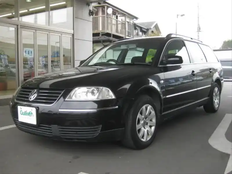 カタログ画像：パサートワゴン（PASSAT WAGON） ベースグレード 2002年8月 GH-3BAZM 2000cc ブラックマジックパールエフェクト 燃費10.2km / l  外装