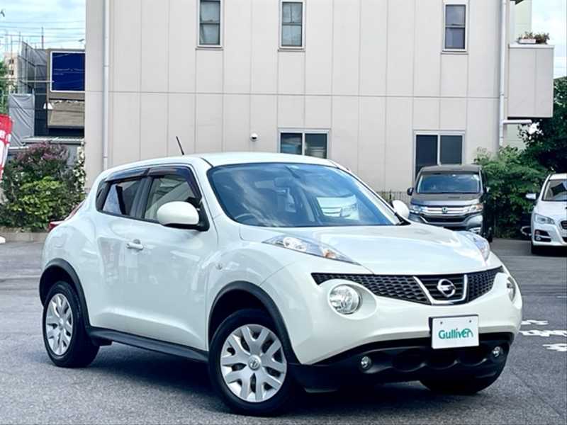 カタログ画像：ジューク（JUKE） １６ＧＴ ＦＯＵＲ 2019年10月 CBA-NF15 1600cc ブリリアントホワイトパール（３Ｐ） 燃費13.4km / l メイン