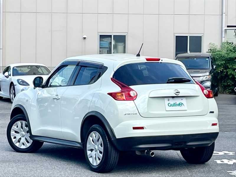 カタログ画像：ジューク（JUKE） １６ＧＴ ＦＯＵＲ 2019年10月 CBA-NF15 1600cc ブリリアントホワイトパール（３Ｐ） 燃費13.4km / l 外装