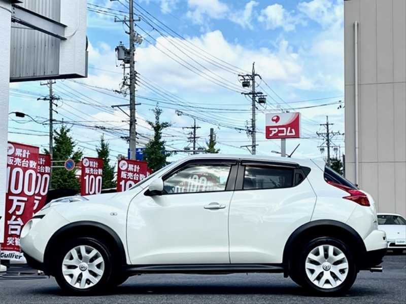 カタログ画像：ジューク（JUKE） １６ＧＴ ＦＯＵＲ 2019年10月 CBA-NF15 1600cc ブリリアントホワイトパール（３Ｐ） 燃費13.4km / l 外装