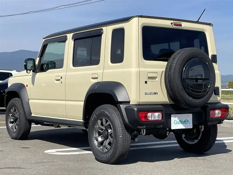 カタログ画像：ジムニー（JIMNY） ＸＧ 2025年11月 3BA-JB64W 660cc 燃費14.3km / l バック