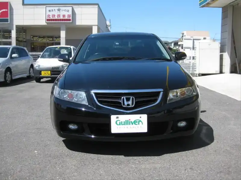 カタログ画像：アコード（ACCORD） ２４Ｔ 2004年4月 ABA-CL9 2400cc ナイトホークブラック・パール 燃費12.0km / l  フロント