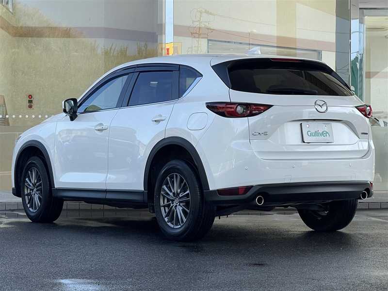 カタログ画像：ＣＸ－５（CX-5） ＸＤ スポーツアピアランス 2021年12月 3DA-KF2P 2200cc スノーフレイクホワイトパールマイカ 燃費16.6km / l バック