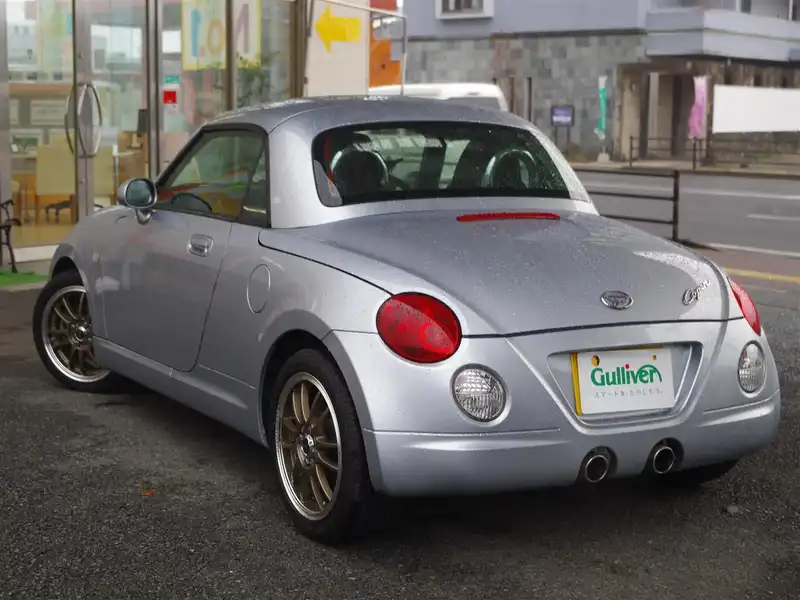 カタログ画像：コペン（COPEN） アクティブトップ 2010年8月 ABA-L880K 660cc ＤＣ・ブライトシルバーメタリック 燃費15.2km / l  バック