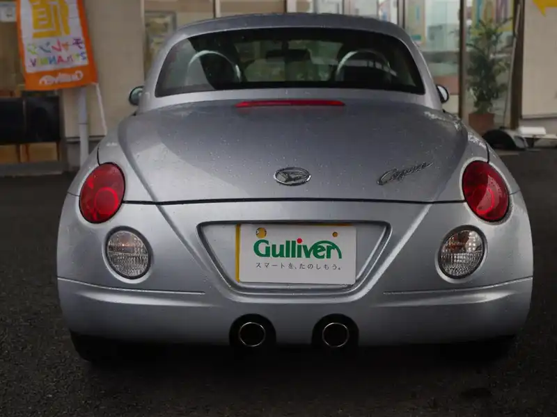 カタログ画像：コペン（COPEN） アクティブトップ 2010年8月 ABA-L880K 660cc ＤＣ・ブライトシルバーメタリック 燃費15.2km / l  バック