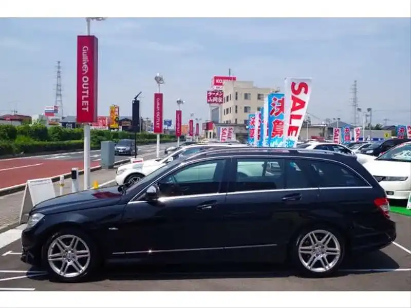 カタログ画像：Ｃクラスステーションワゴン（C-CLASS STATIONWAGON） Ｃ２００コンプレッサー ステーションワゴン アバンギャルド 2008年10月 DBA-204241 1800cc タンザナイトブルー 燃費11.2km / l  外装