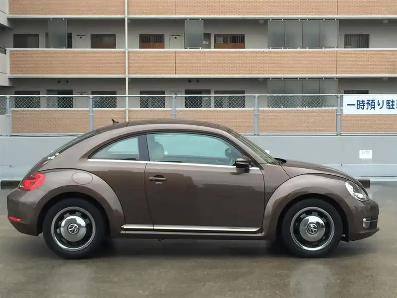 カタログ画像：ザ・ビートル（THE BEETLE） チョコ 2014年4月 DBA-16CBZ 1200cc トフィーブラウンメタリック 燃費17.6km / l 外装