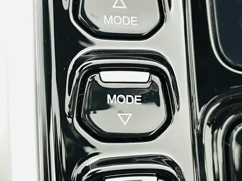 カタログ画像：ＤＢＸ（DBX） ７０７ 2022年2月 7BA-AM801 4000cc 内装