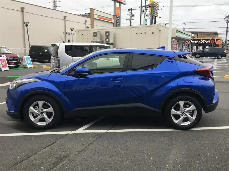 カタログ画像：Ｃ－ＨＲ（C-HR） Ｓ－Ｔ ＬＥＤパッケージ 2018年5月 DBA-NGX50 1200cc ネビュラブルーメタリック 燃費15.4km / l 外装