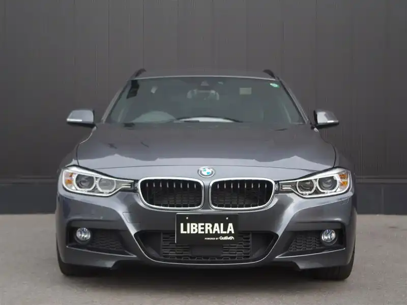 カタログ画像：３シリーズ（3 SERIES） ３２０ｄツーリング Ｍスポーツ 2013年8月 LDA-3D20 2000cc ミネラル・グレー 燃費19.4km / l フロント