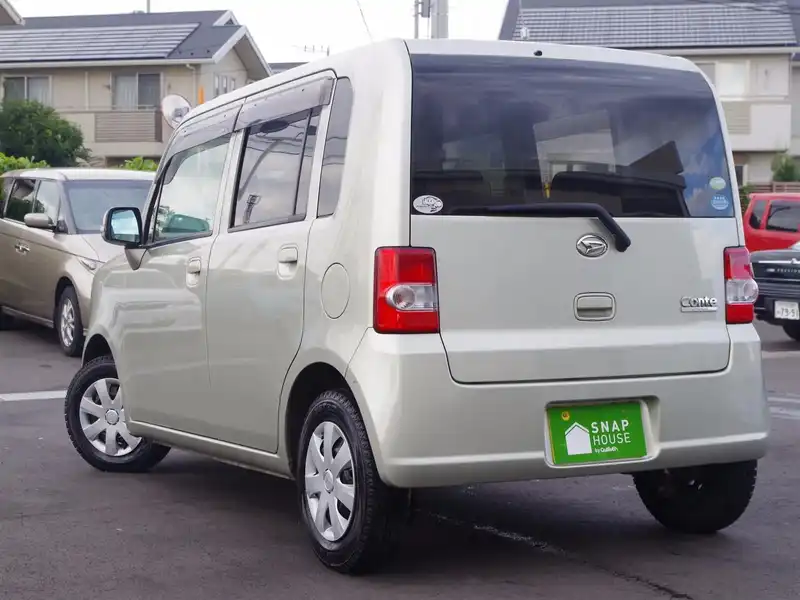 カタログ画像：ムーヴコンテ（MOVE CONTE） Ｌ 2009年12月 DBA-L575S 660cc シャンパンゴールドメタリック 燃費18.4km / l  バック