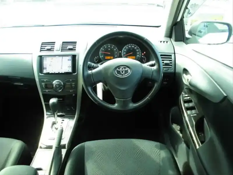 カタログ画像：カローラフィールダー（COROLLA FIELDER） １．８Ｓ 2008年10月 DBA-ZRE142G 1800cc スーパーホワイトⅡ 燃費16.8km / l  内装