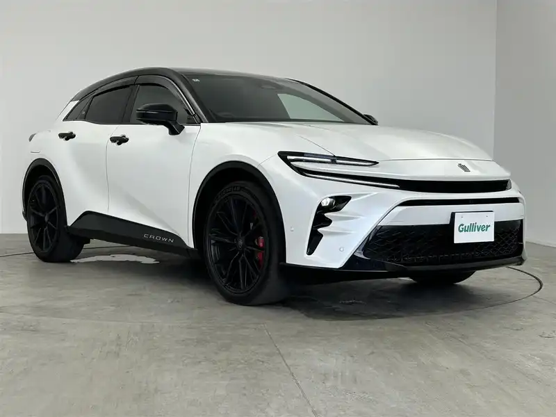 カタログ画像：クラウンスポーツ（CROWN SPORT） ＲＳ 2025年7月 6LA-AZSH37W 2500cc プレシャスホワイトパールorブラック×プレシャスホワイトパール 燃費20.3km / l メイン（その他）