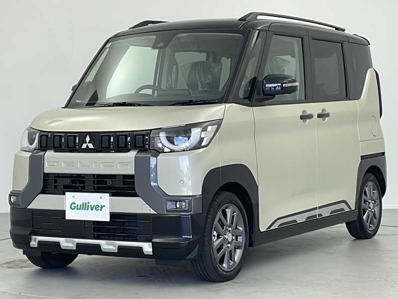 カタログ画像：デリカミニ（DELICA MINI） Ｔ プレミアム 2024年6月 4AA-B35A 660cc ナチュラルアイボリーメタリック×ブラックマイカorナチュラルアイボリーメタリック 燃費19.2km / l 外装