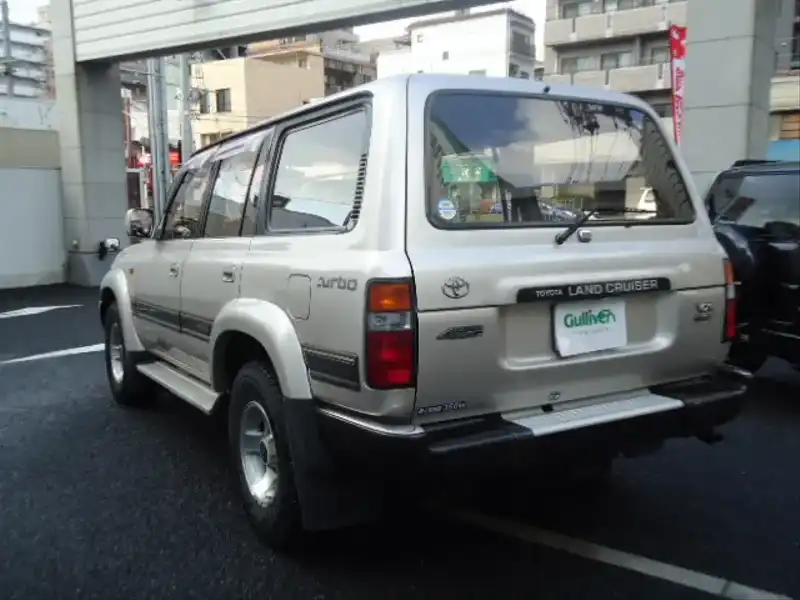 カタログ画像：ランドクルーザー８０（LAND CRUISER 80） バン ＶＸ 1993年5月 S-HDJ81V 4200cc ライトベージュメタリック バック