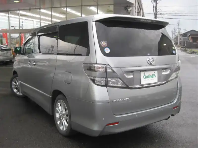 カタログ画像：ヴェルファイア（VELLFIRE） ２．４Ｚ 2008年8月 DBA-ANH25W 2400cc グレーメタリック 燃費11.4km / l  バック