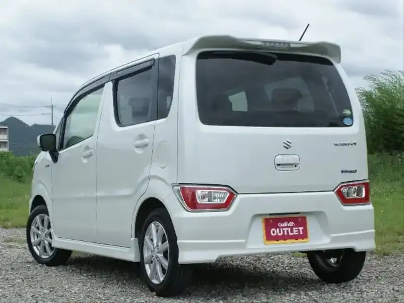 カタログ画像：ワゴンＲ（WAGON R） ハイブリッドＦＺ 2019年10月 DAA-MH55S 660cc ピュアホワイトパール 燃費30.4km / l バック