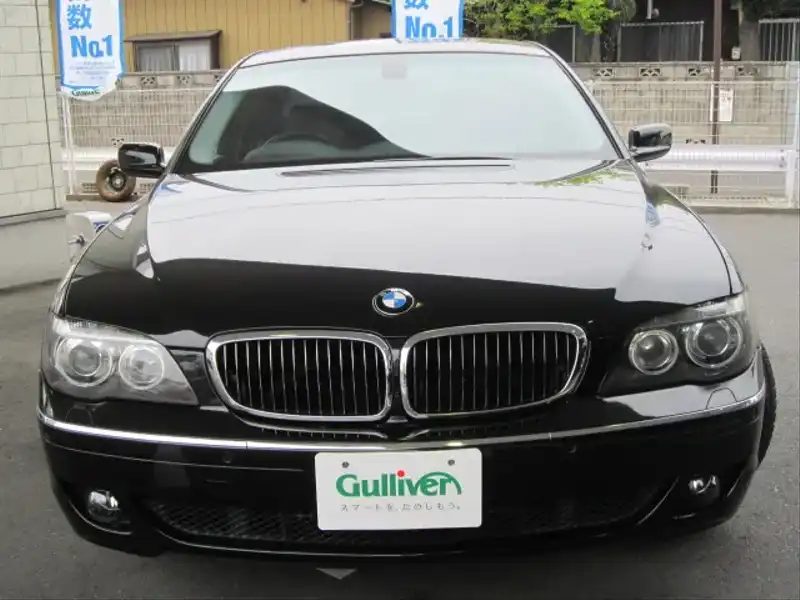 カタログ画像：７シリーズ（7 SERIES） ７４０ｉ 2005年9月 ABA-HL40 4000cc ブラックⅡorブラック・サファイア・メタリック 燃費7.7km / l  フロント