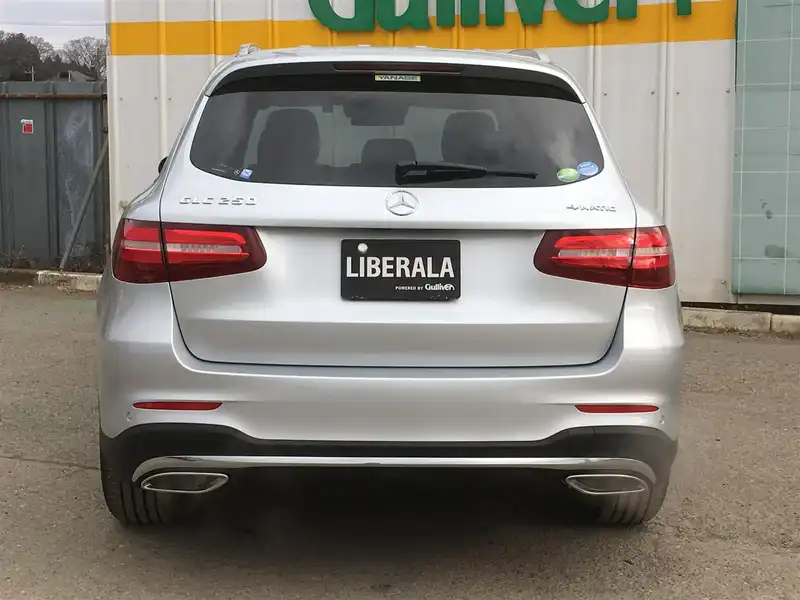 カタログ画像：ＧＬＣ（GLC-CLASS） ＧＬＣ２５０ ４マチックスポーツ 2016年9月 DBA-253946C 2000cc イリジウムシルバー（Ｍ）orダイヤモンドシルバー（Ｍ） 燃費13.4km / l バック