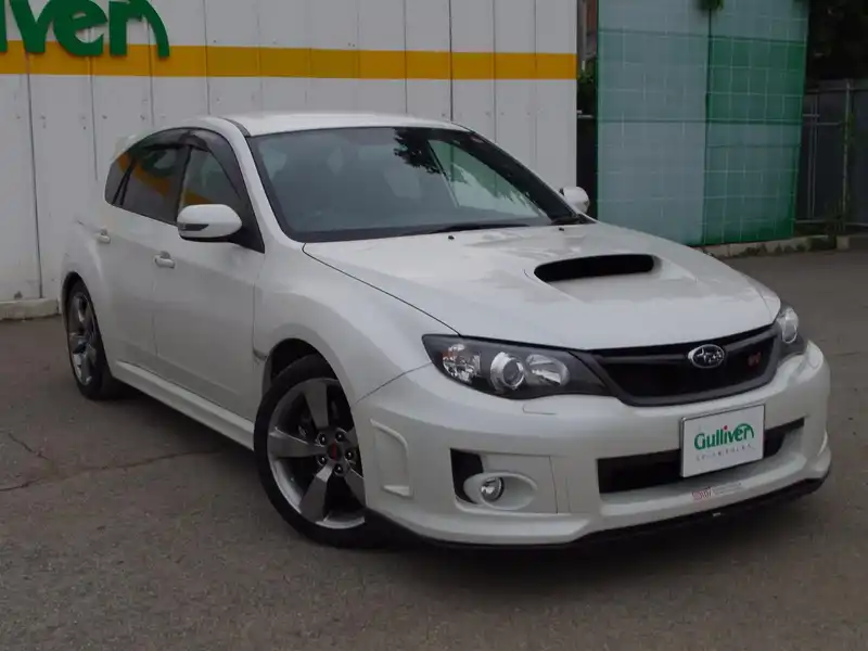 インプレッサ スバル Grb ｗｒｘ ｓｔｉ スペックｃ １８インチタイヤ仕様車 平成23年11月 平成24年7月 の新車 中古 車カタログ装備スペック情報 中古車のガリバー