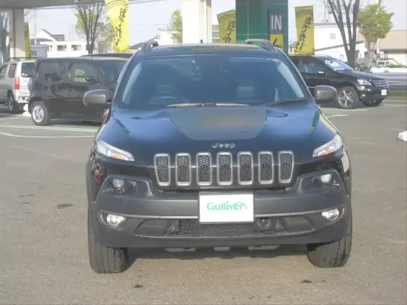 カタログ画像：ジープ・チェロキー（JEEP CHEROKEE） ウォーリアー 2014年8月 ABA-KL32L 3200cc ブリリアントブラッククリスタルパールコート 燃費8.8km / l フロント